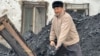 "Кыргызкөмүр" уюштурган кампалардын бири.