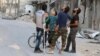 Pogled u nebo u iščekivanju vazdušnih napada: Aleppo