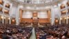 Senatul a votat o lege prin care pragul prejudiciului pentru ca fapta de abuz în serviciu ar fi fost infracțiune să fie de 250.000 de lei. Ulterior, liderii Coaliției de guvernare au promis că vor scădea acest prag.