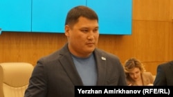Заместитель акима Шымкента Руслан Берденов