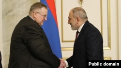 ՀՀ վարչապետ Նիկոլ Փաշինյանը, ՌԴ փոխվարչապետ Ալեքսեյ Օվերչուկը, արխիվ