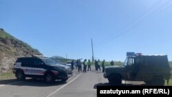 Ոստիկանները փակել են Ոսկեպար-Բաղանիս ճանապարհը, 23-ը ապրիլի, 2024թ․