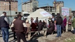 "Үйдөн жок же акчадан жок талаада калдык"
