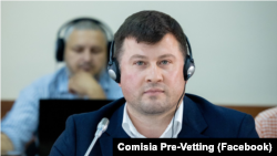 Собеседование с Юлианом Мунтяном провели 19 июля. Ни члены комиссии, ни кандидат, не упомянули об уголовном деле.
