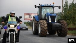 Protest ale producătorilor de cereale din Bulgaria față de ridicarea interdicției privind importul de cereale ucrainene.