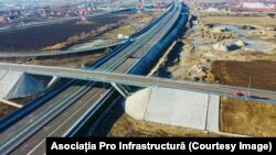 Partea de sud a Autostrăzii A0 - Centura Capitalei, are lucrările cele mai avansate.