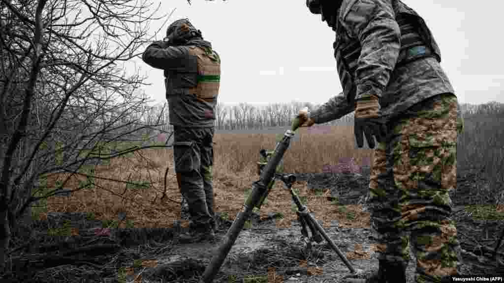 60 mm-es aknavetők, lövedékek