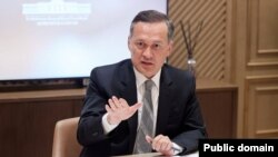 Комилжон Алламжонов занимал ключевые посты в администрации президента Шавката Мирзиёева до своей отставки в сентябре