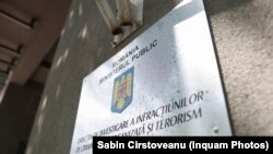 Procurorii DIICOT au reținut un bărbat acuzat de terorism.