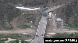 Հակարիի կամուրջը և ադրբեջանական անցակետը, հունիս, 2023թ.