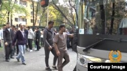 Шуморе аз шаҳрвандони Тоҷикистон дар Қазоқистон кору зиндагӣ мекунанд.
