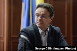 George Roman este director de programe la Salvați copiii România