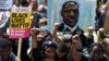 Protest al polițiștilor de la Londra, în sprijinul mișcării „Black Lives Matter”, Marea Britanie, 13 iunie 2020. 