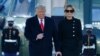 Președintele Donald Trump și soția sa, Melania, în ultima zi a mandatului, Washington, 20 ianuarie 2021.