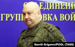 Командующий российскими оккупационными войсками в Украине Сергей Суровикин 16 декабря 2022 года.