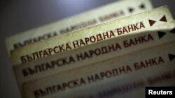 Bulgaria s-ar putea alătura la 1 ianuarie 2025 zonei euro. În afara ei vor mai rămâne economiile mai mari din estul Europei: Polonia, România, Cehia, Ungaria. 