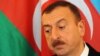 Azerbaýjanyň prezidenti Ylham Alyýew Pragada metbugat konferensiýasynda žurnalistleriň soraglaryna jogap berýär. Praga, 5-nji aprel, 2012.