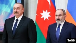 Ադրբեջանի նախագահ Իլհամ Ալիև, Հայաստանի վարչապետ Նիկոլ Փաշինյան, արխիվ