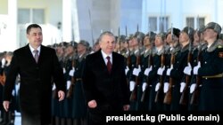Шавкат Мирзиёевдин бир айдан бери сөз болуп жаткан Кыргызстанга мамлекеттик сапары 26-январда башталды.