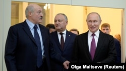 Președinții Vladimir Putin, Alexsandr Lukașenko și Igor Dodon, la ședința Consiliului economic eurasiatic, St. Petersburg, decembrie 2018