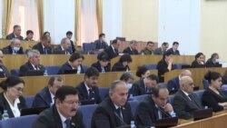Кӣ дар Тоҷикистон ҳаққи имомхатиб шудан надорад? 