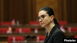 Գլխավոր դատախազ Աննա Վարդապետյան, արխիվ