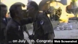 Ratko Mladić u Srebrenici, jula 1995.