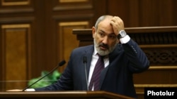 Armenia - Prime Minister Nikol Pashinian addresses the Armenian parliament, Yerevan, September 14, 2022.