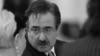 آقار زلاند ترانه «دختر خیابان انقلاب» را که سروده ایرج جنتی عطایی است به مهسا امینی، تقدیم کرده است.