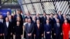 Лидеры ЕС и президент Украины Владимир Зеленский во время одного из саммитов в Брюсселе 