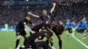 Rusia, Vladimir Putin, și liantul naționalist al fotbalului (Video)