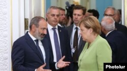 Հայաստանի վարչապետ Նիկոլ Փաշինյան և Գերմանիայի կանցլեր Անգելա Մերկել, Երևան, 24-ը օգոստոսի, 2018թ.