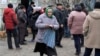 Выдача гуманитарной помощи жителям села Бердянское, 28 ноября 2016 года