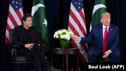 ولسمر ډونلډ ټرمپ د سېپټېمبر پر ۲۳مه له پاکستاني وزيراعظم عمران خان سره د ملګرو ملتونو د عمومي اسمبلۍ د کلنې غونډې په څنډه کې ولیدل