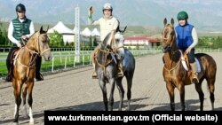 Synçylar Türkmenistanyň mirasdüşerlik meýillerine soňky birnäçe ýyl bäri ünsi çekip gelýär.