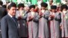 Türkmenistanyň prezidenti Gurbanguly Berdimuhamedow Daşoguzda geçirilen Ýaşulular maslahatynda, 2010-njy ýylyň 14-nji maýy.