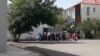 Очередь за продуктами у государственного магазина. Туркменистан (архивное фото) 