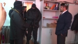 Belgisiz silâlı insanlar «SimSitiTrans» işini blok ettiler (video)