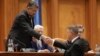 PSD a ținut seama de contestarea privilegiilor oferite jurnaliștilor chiar de către breaslă și de către președintele Iohannis