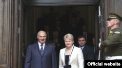 Сустрэча Д.Грыбаўскайце і А.Лукашэнкі летась у Вільні