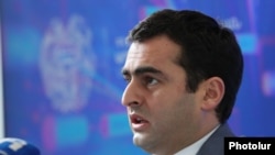 Բարձր տեխնոլոգիական արդյունաբերության նախարար Հակոբ Արշակյան