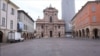Străzi pustii la Reggio Emilia, Italia