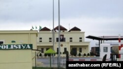 Türkmen-özbek serhedi. Arhiwden alyndy. Illýustrasiýa