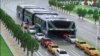 Кытайда көргөзмөдө көрсөтүлгөн туннель-автобус (CCTV+ каналынын видеосунан алынды)