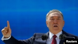 Gazagystanyň prezidenti Nursultan Nazarbaýew.