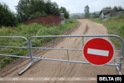 Будаўнічыя работы на месцы абвалу берагу Дзьвіны