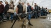Иллюстрационное фото. Пункт пропуска возле Станицы Луганской, октябрь 2016 года