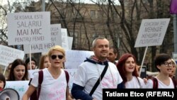 La un marș antidiscriminare la Chișinău