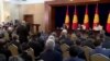 Баш мыйзамды өзгөртүүгө жол ачкан парламент