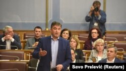 Ovaj Zakon je direktno suprotan osnovnim demokratskim standardima: Nebojša Medojević